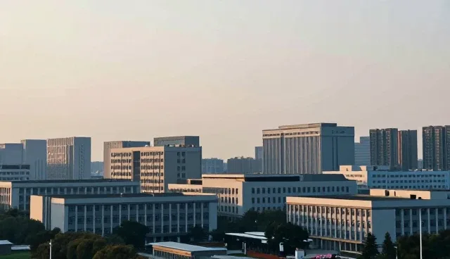 查询资料不准确怎么办?